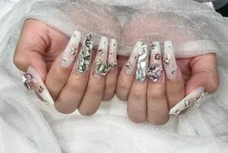 ネイル Roi〈ロワ〉 Minakoのネイルデザイン