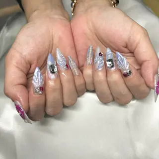 ネイル nail salon Ecrin所属・前島 稀歩のネイルデザイン