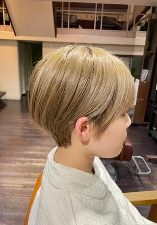 ショート AIRFLOW Another Lagoon所属・横野 朱音のヘアスタイル