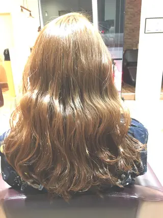 セミロング Zina SAKIのヘアスタイル
