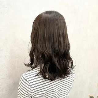ミディアム カラー いなみね はるきのヘアスタイル