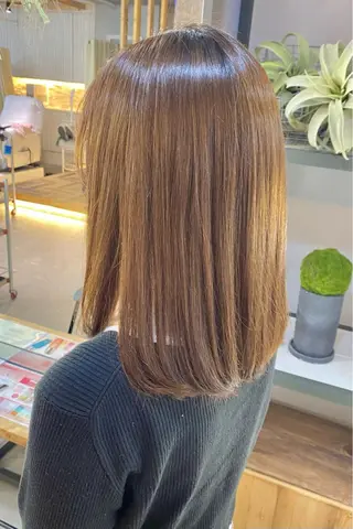 セミロング 菊地 紗矢のヘアスタイル
