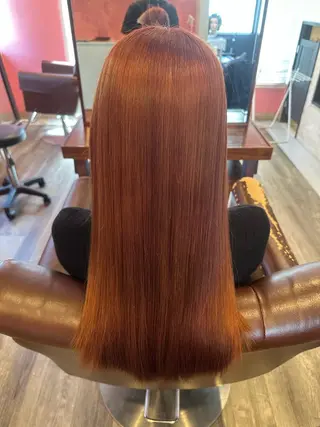 ロング カラー 安達 望のヘアスタイル