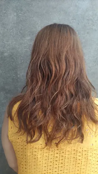 ロング 宮城 麗香のヘアスタイル