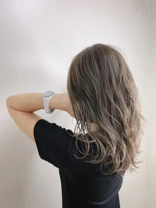 ロング カラー AI 高田馬場店のヘアスタイル