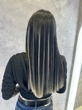 久保寺 鮎香のヘアスタイル