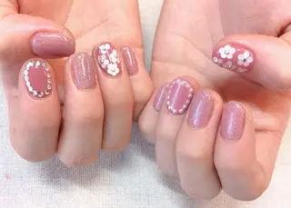 ネイル 新橋 ルキナ スタッフのネイルデザイン