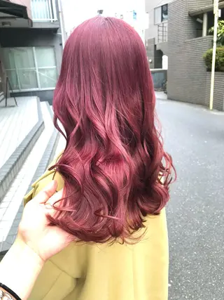 ロング カラー 横山 奈央のヘアスタイル