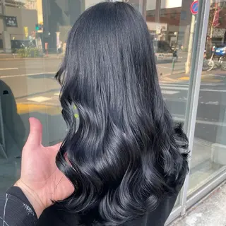 セミロング カラー ヘアアレンジ 🩵ダメージレス艶感 ハイトーン🩷のヘアスタイル