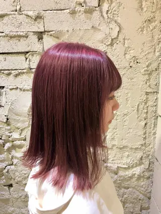 ミディアム レイヤー/韓国 ハイトーン興津史弥のヘアスタイル