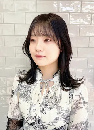 セミロング SALOWIN  north茶屋町店所属・💎透明感カラー💎 ナチュラルテイストのヘアスタイル