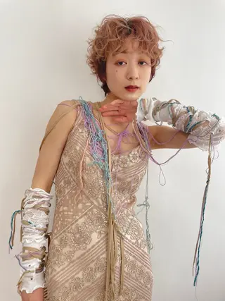 ショート パーマ コイデ リュウセイのヘアスタイル