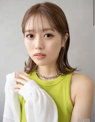 ミディアム 冬爪 ゆかのヘアスタイル