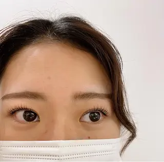 マツエク・マツパ miien(SALONVILLAGE内)所属・MOE /渋谷・明治神宮前のマツエク・マツパデザイン