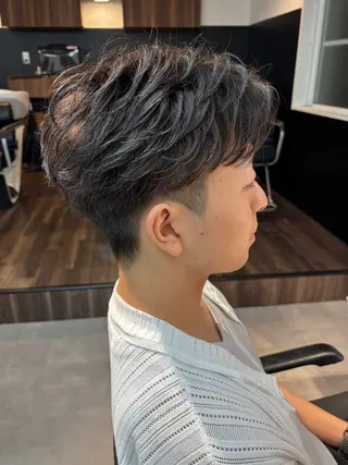 メンズ 保立メンズカット 千葉駅フェザーパーマのヘアスタイル