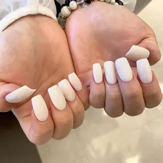 ネイル 【山岡】 ロイヤル•セラピストのネイルデザイン