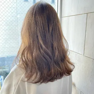 セミロング 山下 有美のヘアスタイル