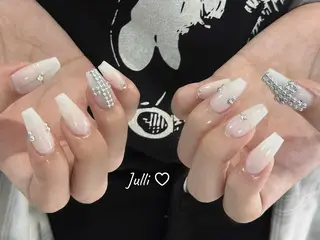 ネイル Julli NailStudioのネイルデザイン