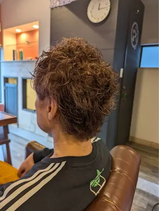 パーマ メンズ 安達 望のヘアスタイル