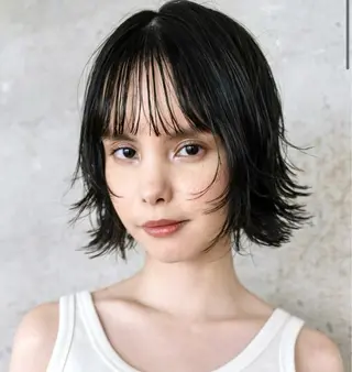 ショート レイヤー／ボブ ケアカラー/ヒナノのヘアスタイル