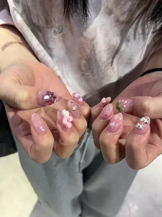 ネイル 小川 柚香のネイルデザイン