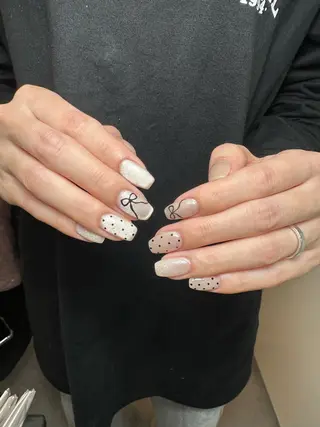 ネイル ATELIERHARLOW所属・nailist MOEのネイルデザイン