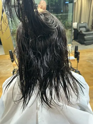 セミロング パーマ 顔周りcut/ 艶ワンカラー♥ちさきのヘアスタイル