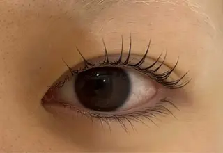 マツエク・マツパ PLATINUM DOLL 名駅所属・PLATINUM DOLLことねのマツエク・マツパデザイン