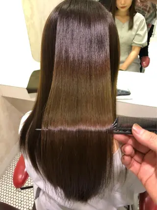 白髪ぼかし&ショート 💎YUMAのヘアスタイル