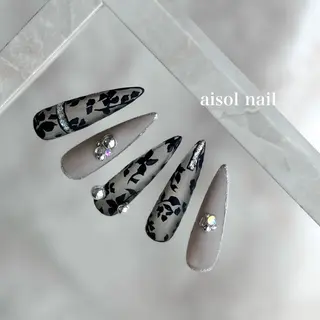 ネイル Aisol nail salonのネイルデザイン