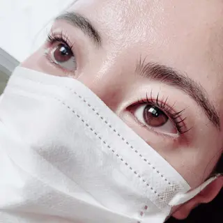 マツエク・マツパ SPINEL Sawaのヘアスタイル