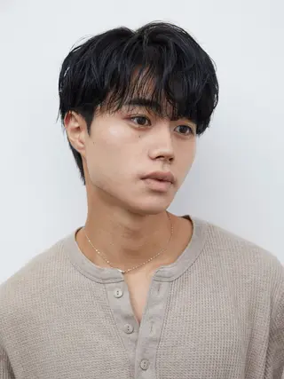 ミディアム パーマ メンズ 🔥メンズ超特化🔥 青木海斗のヘアスタイル