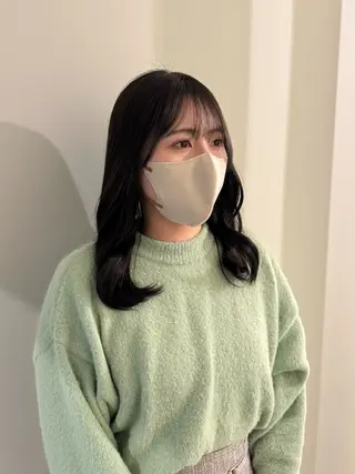 セミロング カラー 内沼 恵留菜のヘアスタイル