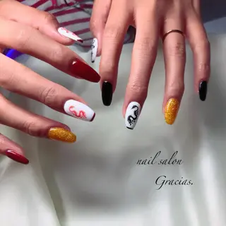 ネイル Gracias. rieのネイルデザイン