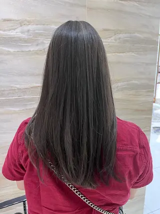 カラー G.O.A.T hair所属・Karen ✂︎GOAThairのヘアスタイル