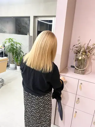 セミロング カラー qulim所属・前橋 姫奈のヘアスタイル