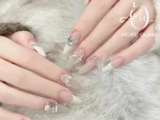 ネイル MoreGlam Nailsのネイルデザイン