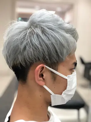 カラー メンズ 渕向 克海のヘアスタイル