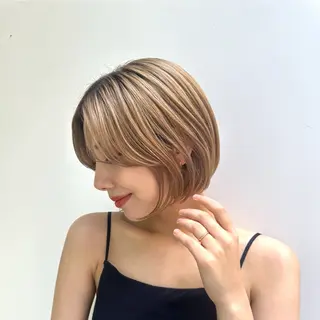 ショート Misora/ボブ/ レイヤー/艶カラーのヘアスタイル