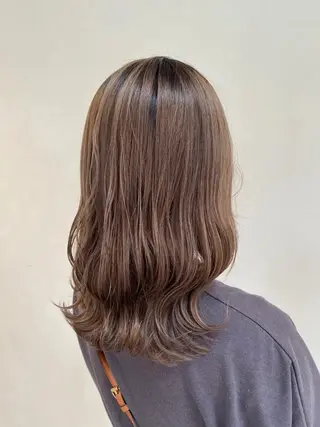 セミロング 前田 美桜のヘアスタイル