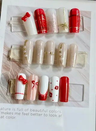 ネイル コウ ヨウのネイルデザイン