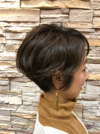 ショート 本多 美羽のヘアスタイル