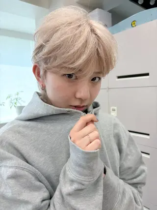 カラー 吉松 ここみのヘアスタイル