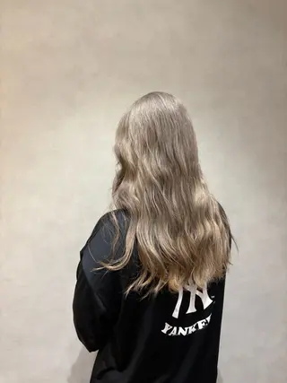 ロング UNCHEL所属・空閑 永知のヘアスタイル