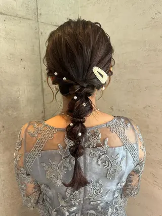 ロング ヘアアレンジ 女性に人気♪ はやしほのかのヘアスタイル