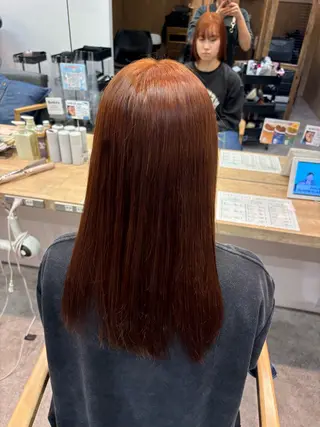 セミロング 推し活カラー/暖色 /ブリーチなし/横浜のヘアスタイル