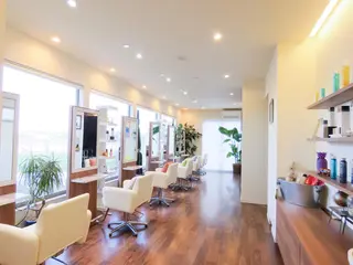 小濱 秀人のヘアスタイル