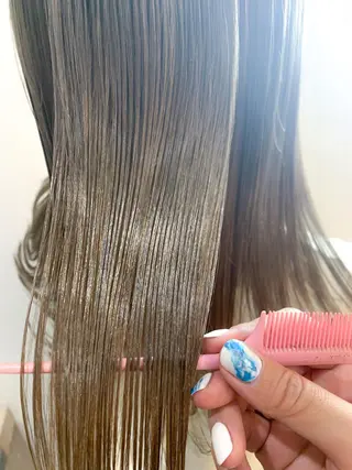 セミロング HAIR WORKS HELM所属・ショート✨ボブ✨代表 新田見美仁のヘアスタイル