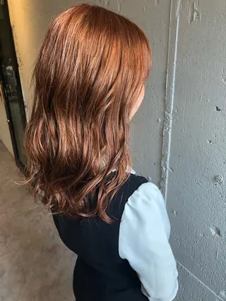セミロング フジサキ ケンのヘアスタイル