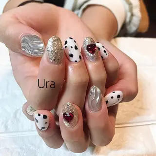 ネイル UrakoNail 《nail》のネイルデザイン